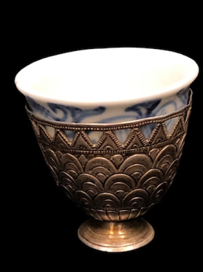 OSMANLI 18 YY AYKIRI FORMDA DÖNEMİ İMARİ FİNCANLI GÜMÜŞ ETLİ TEKLİ ZARF