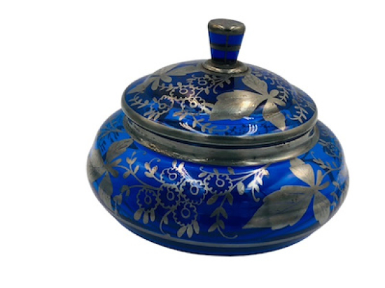 İTALYAN BOHEM CAM ÜZERİ GÜMÜŞ GİYDİRME KAPAKLI KUSURSUZ ŞEKERLİK