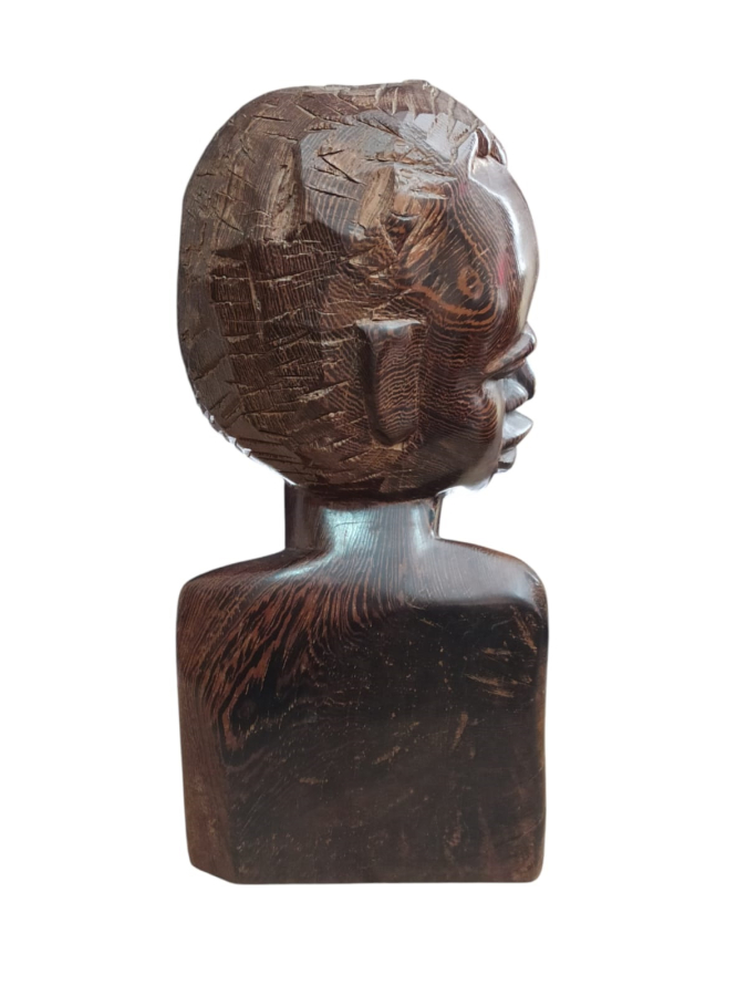 El Oyma Sanatı Büst Heykel Kuka Ağacından