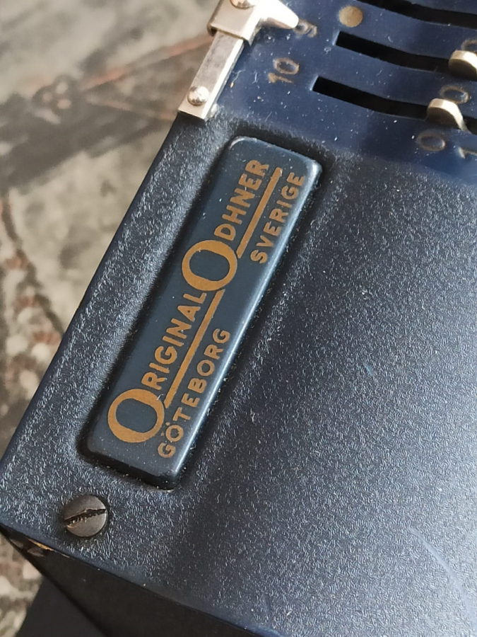  İsviçre Yapımı "Odhner" Vintage Hesap Makinesi - 1930's
