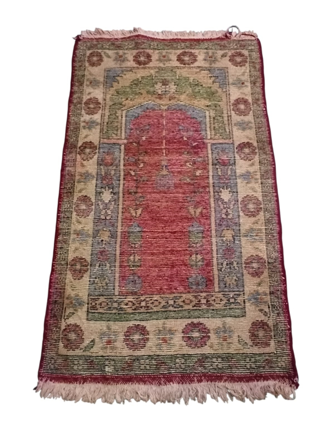 Uşak Yöresi El Dokuma Seccade 