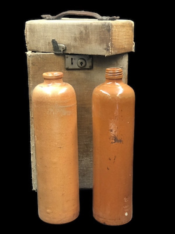 2.DÜNYA SAVASI ORJINAL KUTUSUNDA ALMAN ROM ŞİSESİ ÇİFT YAZILI ATIKSIZ