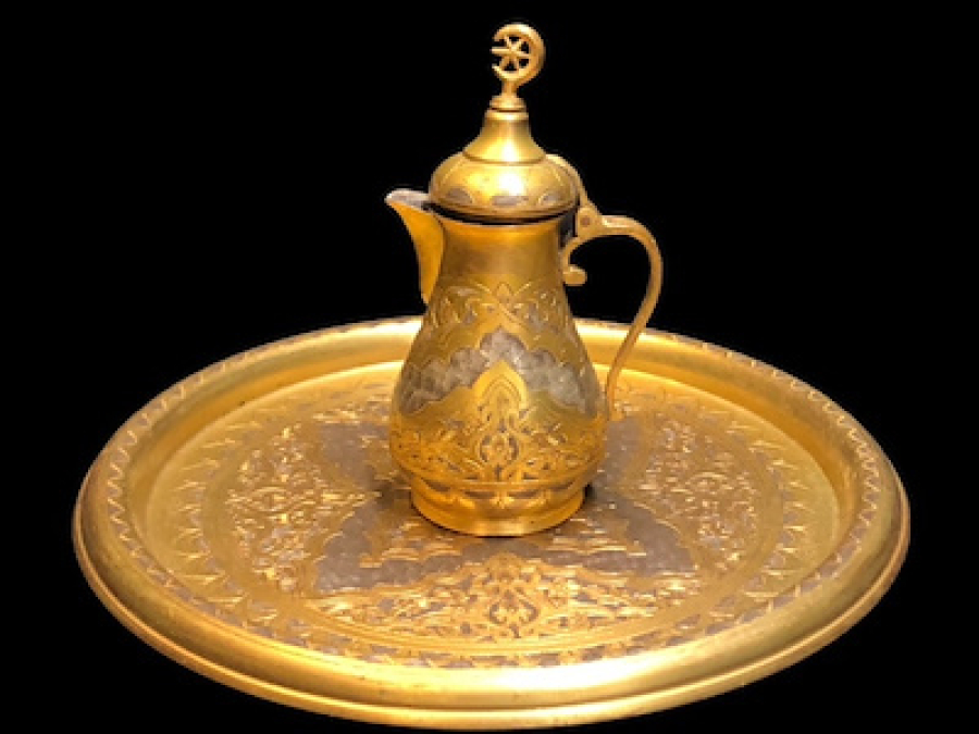 BOSNA İŞİ TOMBAKTAN MAMÜL AYYILDIZLI KAHVEDAN VE KAHVE TEPSİSİ