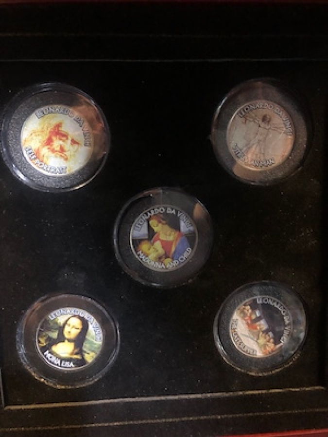 MONA LİSA SERİSİ ÖZEL ÜRETİM KUTUSUNDA MADALYON SETİ