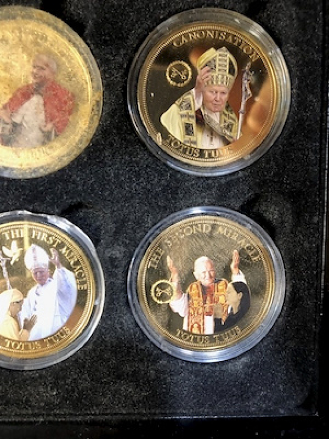 PAPA 2. JOHN PAUL ÖZEL ÜRETİM SERTİFİKALI MADALYON SETİ