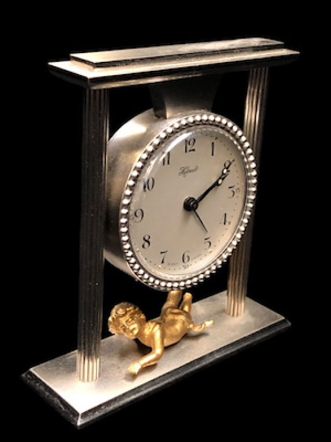 İSVİÇRE MAKINA ORTASI MELEK FİGÜRLÜ ETLİ AĞIR ÇOK ŞIK MASA SAATİ