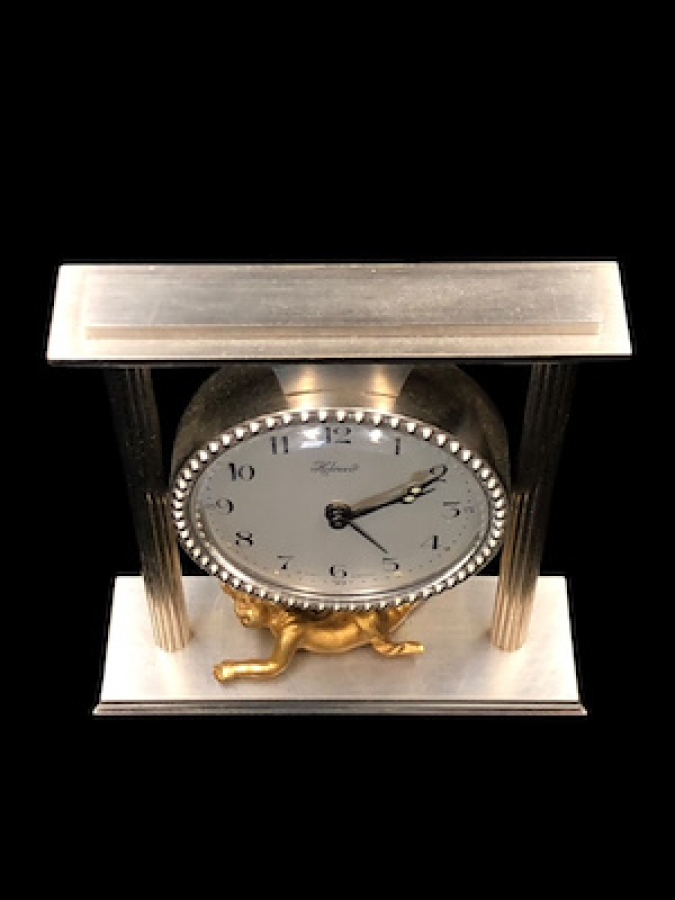 İSVİÇRE MAKINA ORTASI MELEK FİGÜRLÜ ETLİ AĞIR ÇOK ŞIK MASA SAATİ