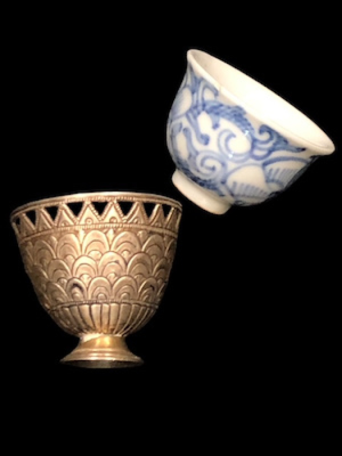 OSMANLI 18 YY AYKIRI FORMDA DÖNEMİ İMARİ FİNCANLI GÜMÜŞ ETLİ TEKLİ ZARF