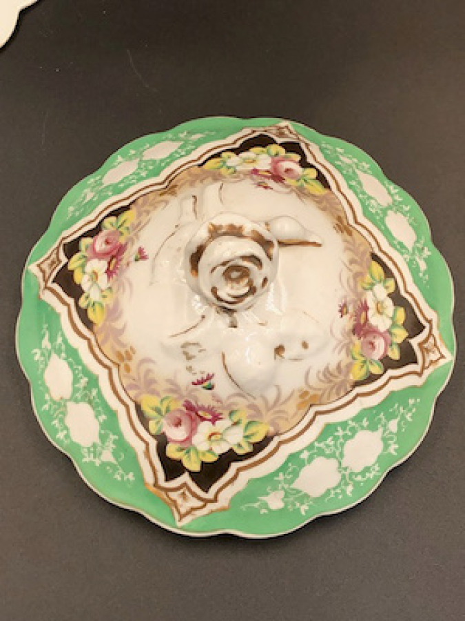 OSMANLI PAZARINA YAPILMIŞ KUSURSUZ KAPAKLI YEŞİL RENK ZOR ÇIKAR SAHAN