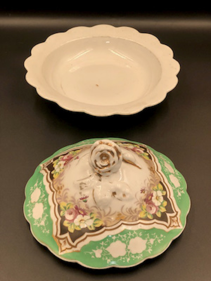 OSMANLI PAZARINA YAPILMIŞ KUSURSUZ KAPAKLI YEŞİL RENK ZOR ÇIKAR SAHAN