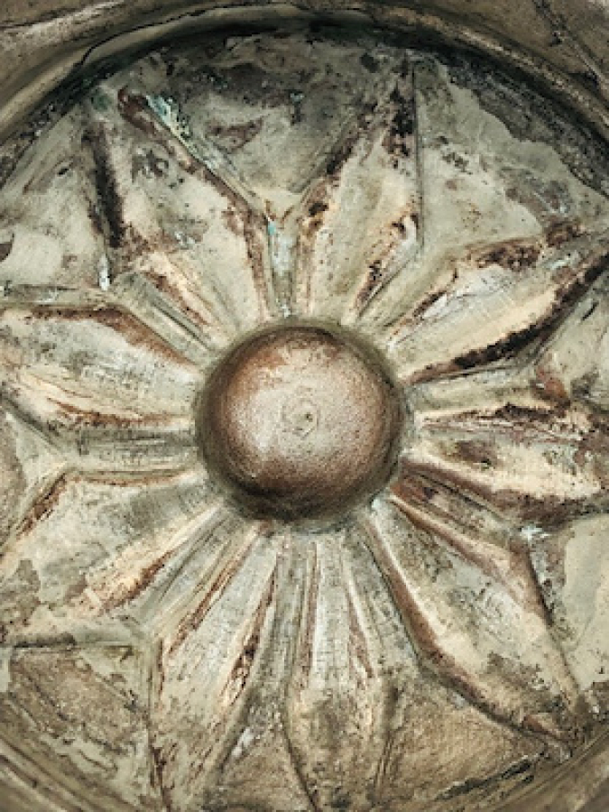 OSMANLI DÖNEM 19 YY BAKIRDAN MAMÜL ÇARKIFELEK KABARTMA İŞÇİLİK BEBEK KIRKLAMA TASI