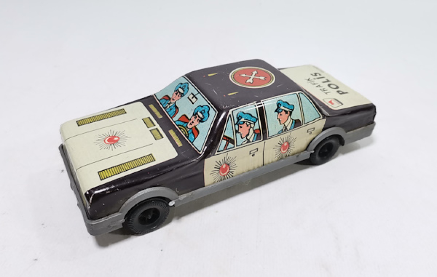 GÜREL MARKA ANTİKA OYUNCAK POLİS ARABASI